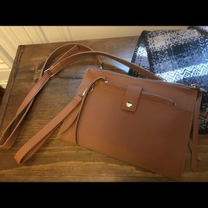 BROWN CROSS BODY BAG